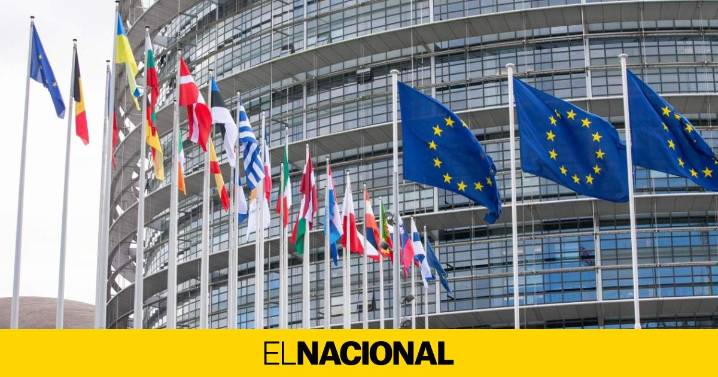 ¿Apruebas que la UE pueda internar a inmigrantes en terceros países?