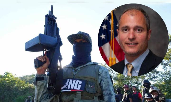 Procesan a exagente de la DEA por lavar dinero y comprar armas para el CJNG