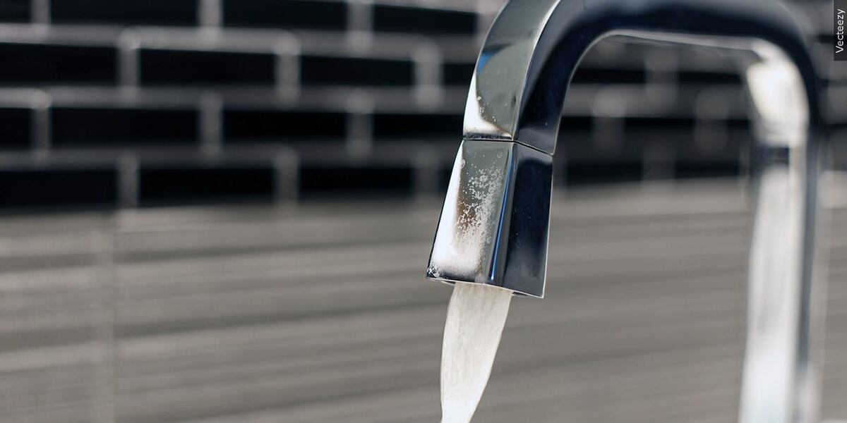 Company: water is safe despite smell and taste change