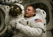 Así explican los astronautas el extraño “aroma” del espacio: cómo es posible que huela a metal y carne quemada