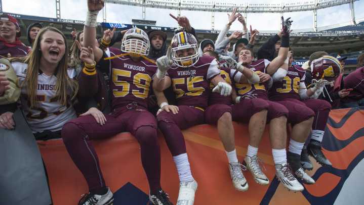 Title rewind: See photos from Windsor football's 2015 championship win