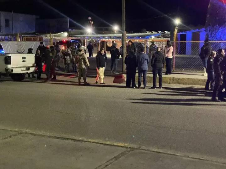 Dan prisión preventiva a cuatro empleados de anexo por golpear a menor en Nueva Rosita