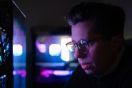 Hopkins neurologist designed artificial intelligence to work like a human brain