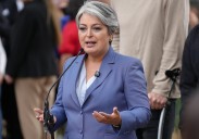 Jeannette Jara reconoce su derrota ante José Antonio Kast en las presidenciales en Chile