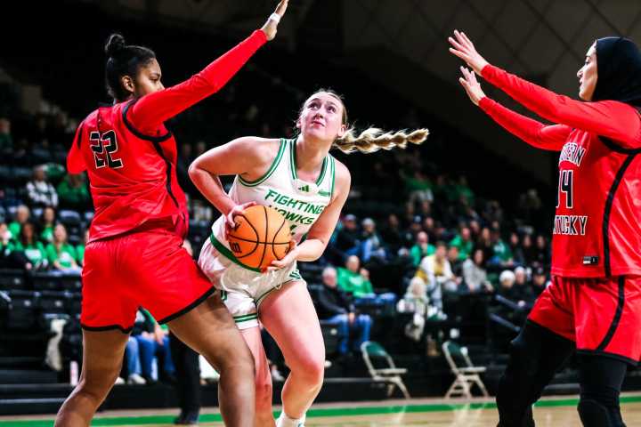 Western Kentucky cashes in on turnovers, hands UND fifth