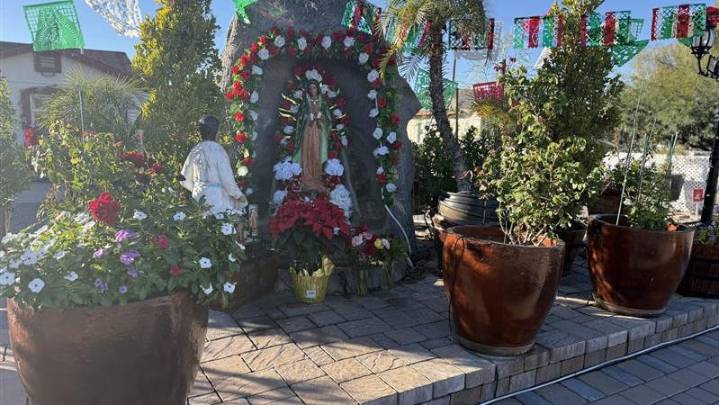 Fiesta guadalupana en el oeste de Phoenix