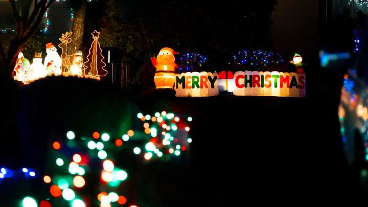 Looking for holiday lights? Here's where to see 2025's best displays