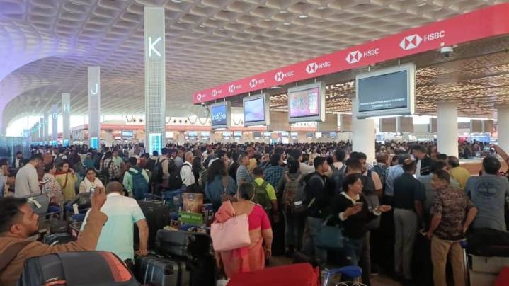 Indigo Flight Status Live: DGCA Reverses Decision, Keeps Pilot Rest Hours Same As Before