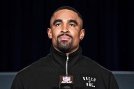 Jalen Hurts Gets Significant Message on Eagles’ Future as Blame Pours In Against QB