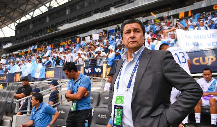 ¡Hay DT para rato! Luis Fernando Tena renovó con Guatemala de cara al Mundial 2030