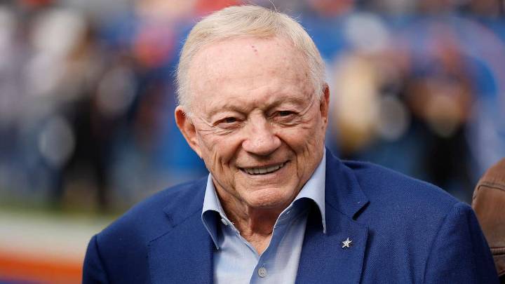 Jerry Jones on Cowboys' best road to playoffs, his defensive line, injuries and more
