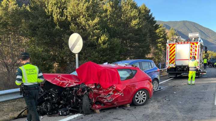 Un fallecido y varios heridos en un grave accidente múltiple en Biescas (Huesca)