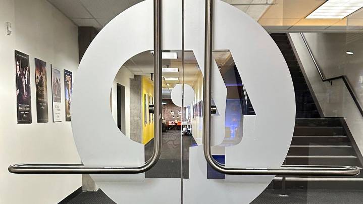 Arkansas becoming 1st state to sever ties with PBS, effective July 1