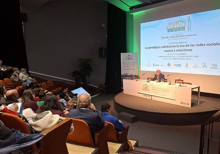 La Comarca de la Sidra insta a formar a los trabajadores para tratar la soledad no deseada