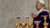 El Papa León XIV pide a Trump que no invada Venezuela para derrocar a Maduro: "Es mejor dialogar"