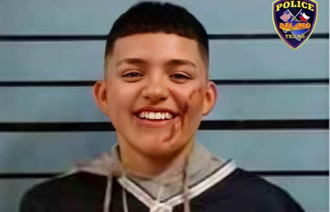 Arrestan a mujer por irrumpir en vivienda y causar daños