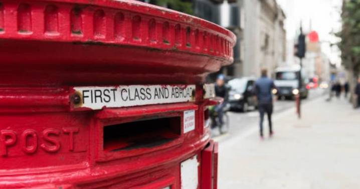 Post Office warns UK households to bring forward date they send Christmas mail