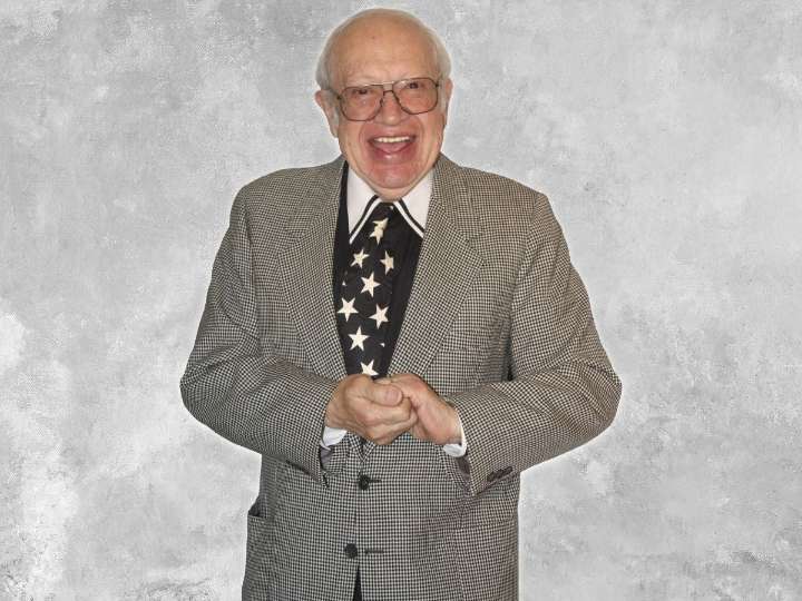 Hijo de Eduardo Manzano REVELA lo que sucederá con los restos de 'El Polivoz'