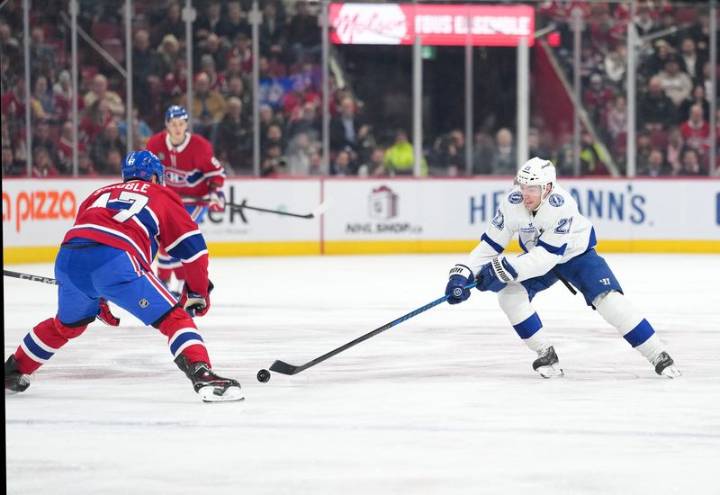 NHL roundup: After last-second goal, Ducks stun Penguins in shootout