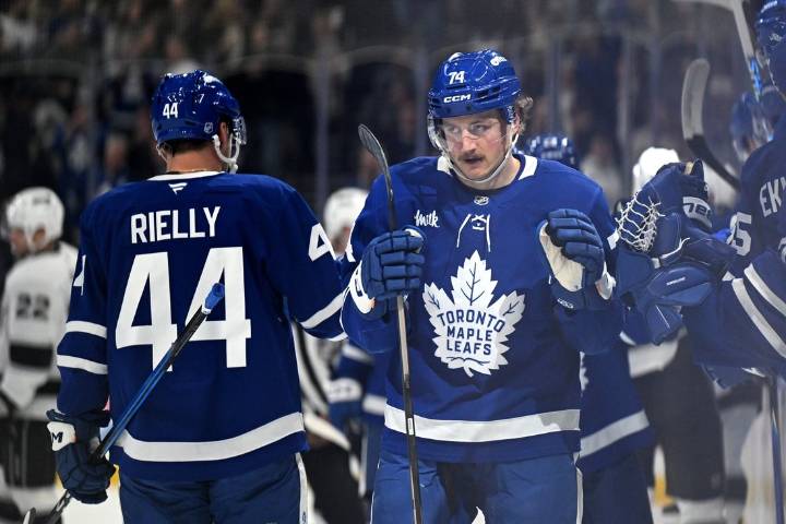 Deadspin | Leafs' Bobby McMann suspended 1 game for dangerous high-stick