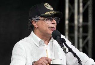 “La reforma laboral no puede quedarse únicamente escrita en el papel”: presidente Petro