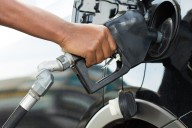 SoCal gas prices remain relatively unchanged