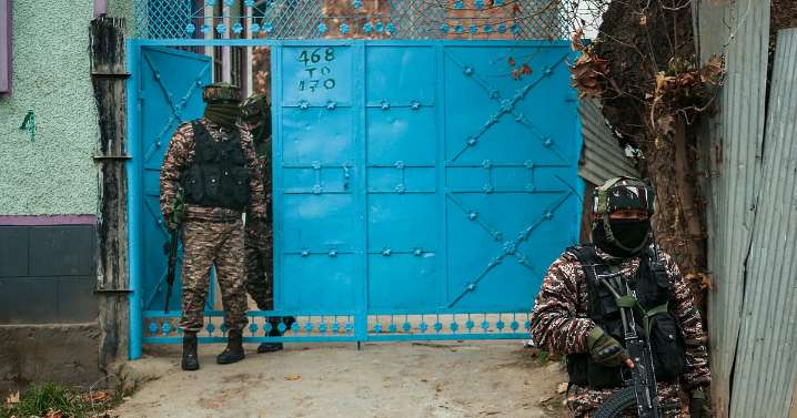 J&K Police Recover Separatist Posters, Banned Literature During Search In Pulwama
