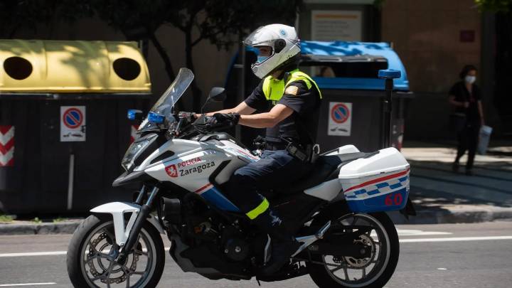 Detienen a un joven que conducía sin carnet, con un DNI falso y con hachís