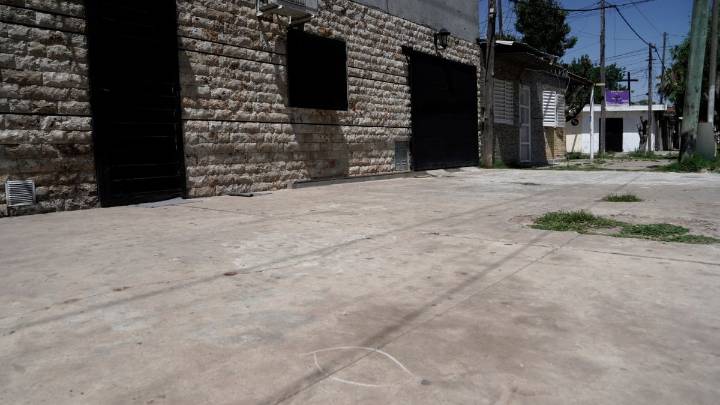 Crimen en el barrio Plata: murió una mujer baleada en la puerta de su casa