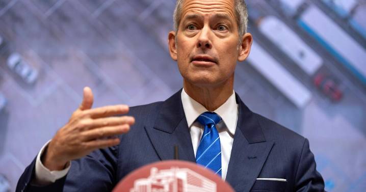 New York is fourth Democratic state targeted in crackdown on immigrant commercial driver's licenses