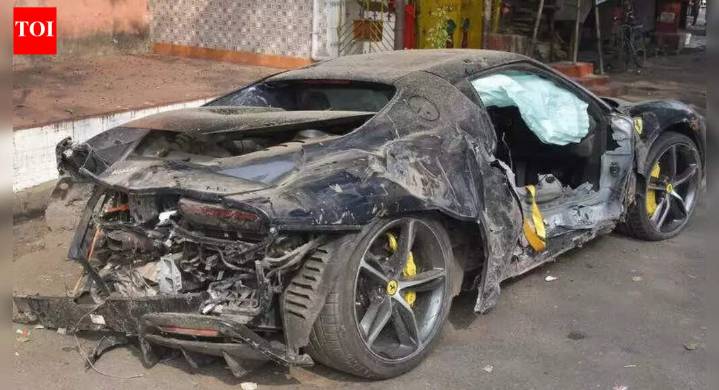 Ferrari carnage in Kolkata: Supercar spirals out of control, slams lamp post, splits in two; PWD worker among 4 hurt
