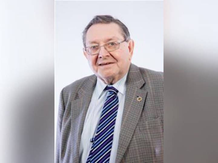 'He was a giant of our community': Tributes to former Telford & Wrekin Council leader Malcolm Smith who has died