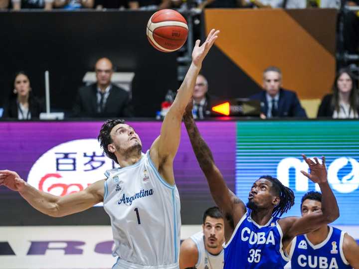 Argentina aplastó a Cuba y tiene récord perfecto en las Eliminatorias al Mundial de básquet