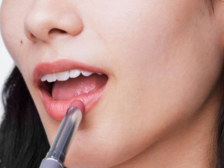 Shoppers Call the Pink Version of Clinique’s Black Honey the ‘Perfect My Lips but Better Lipstick’