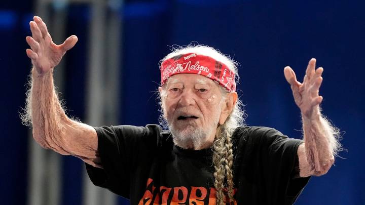 Willie Nelson, 92, proves he's alive and well as he shuts down death rumors in the most iconic way