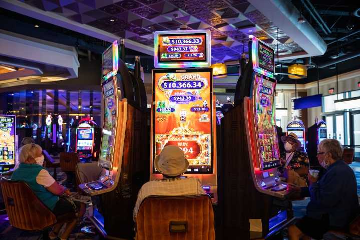 Mass. casino winner: Jackpot prize won off lucky bet