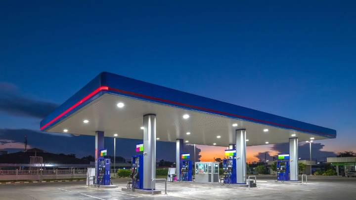 Fuel prices on December 10, 2025: Petrol, Diesel and LPG rates in Chennai, Delhi, Kozhikode and other cities