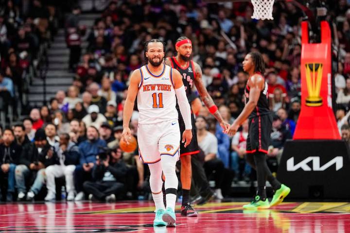 Knicks bounce Raptors out of NBA Cup 117