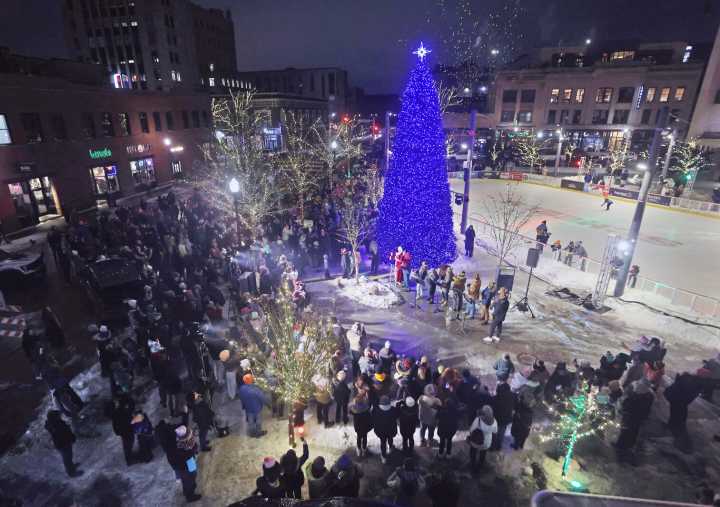 Dazzling Displays: Fargo, Moorhead hold holiday events