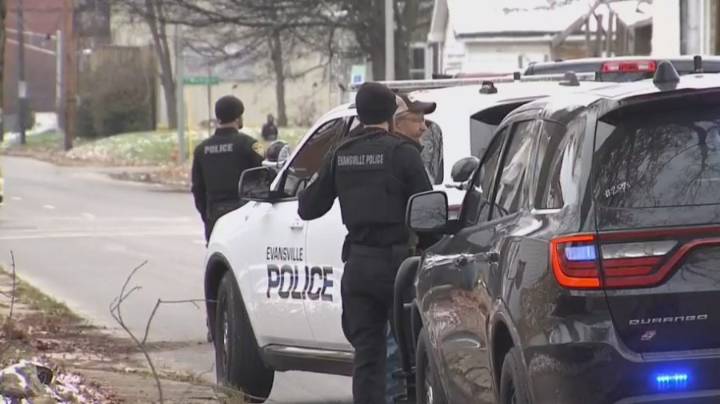 EPD; Marshals involved in standoff while attempting to serve warrant