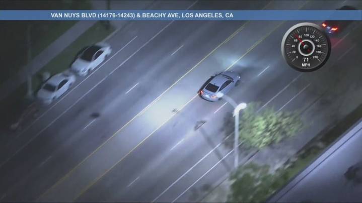 L.A. police in pursuit of suspected car thief