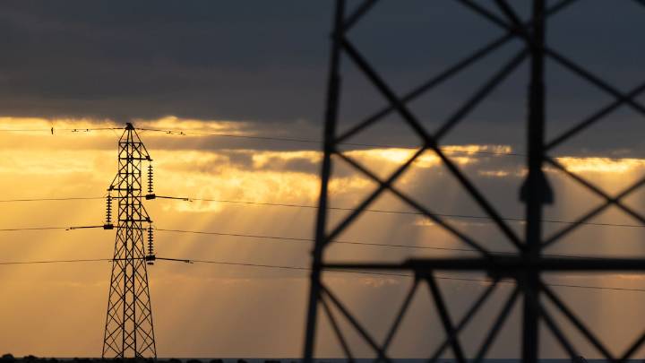 El Gobierno quiere garantizar al menos cuatro horas de servicio móvil en caso de apagón