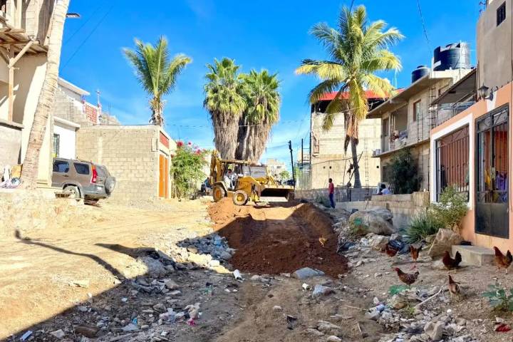 Rehabilitación de calle Lirio en Ampliación Paraíso, en Cabo San Lucas