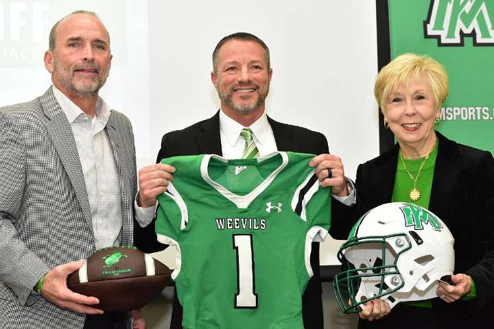 Boll Weevils introduce Goff as new head coach