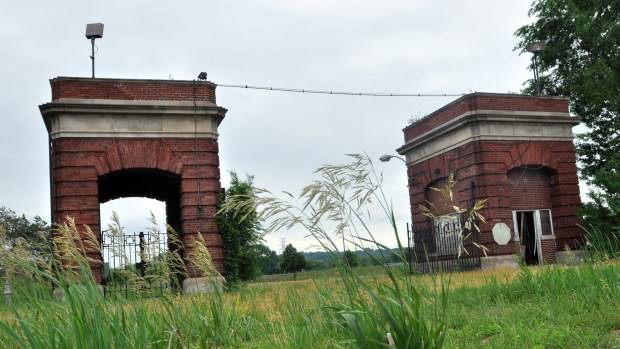 South St. Paul bids farewell to historic Armour & Co. gates