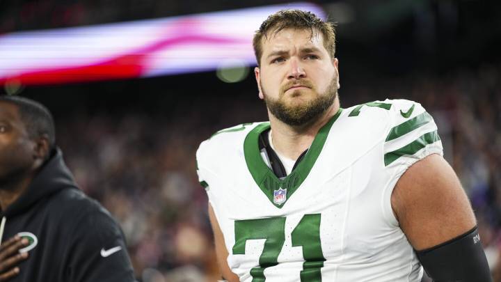 Jets, C Josh Myers agree to two-year contract extension