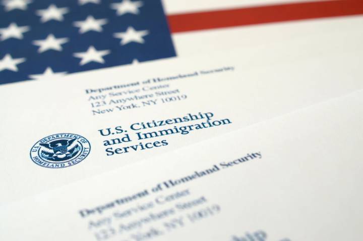 USCIS reduce duración de permisos de trabajo para solicitantes de asilo y otros migrantes