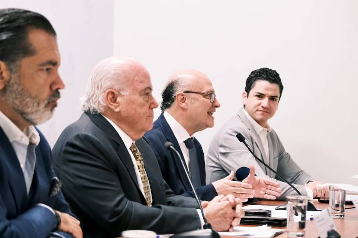 Anuncia SICyT llegada de la institución francesa École 42 a Jalisco