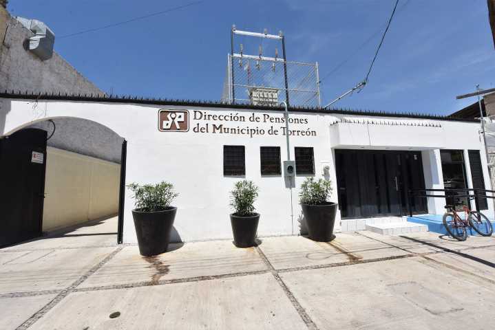 Pensiones otorgó más de 2 mil 600 préstamos económicos a trabajadores, pensionados y jubilados de Torreón en 2025