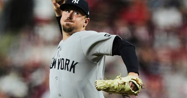 Reliever Mark Leiter Jr. reaches 1-year agreement with A's for $2.85M, AP source says